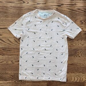 Denim and Flower Men's Medium Pineapple Print Light Pink T-Shirt New